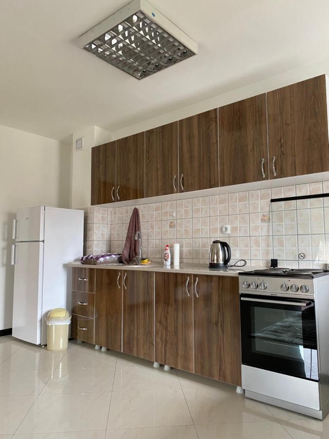 Capital Apartment Prishtina Prishtinë Exterior photo